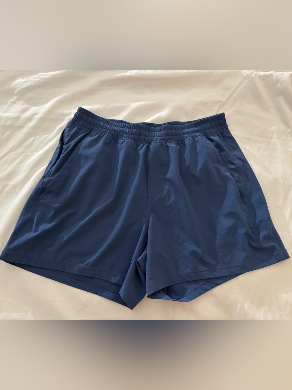 lululemon athletica Men's Athletic Shorts in Navy